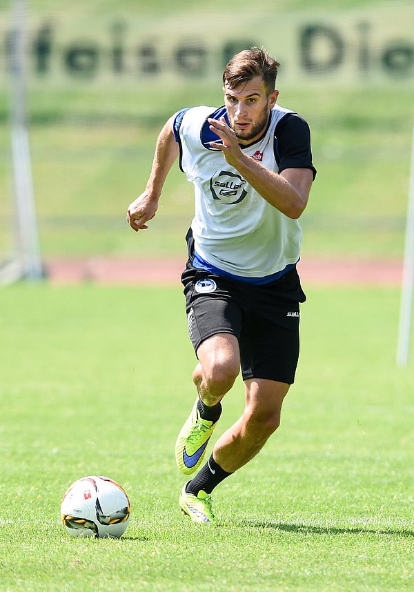 Dynamischer Antritt: Christopher Nöthe ist ehrgeizig. - © Christian Weische