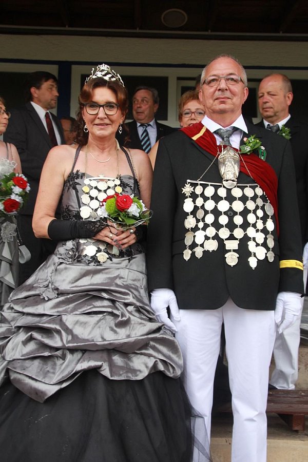 Abteilung St. Dionysius: Das Königspaar Norbert Fahrenholz und Sigrid Röhl. - © Katrin Schubert