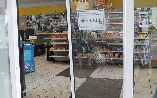 Spuren des Einbruchs bei Pieper. - © Klaus Frensing