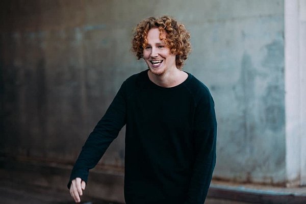 Top-Act: Michael Schulte kommt nach Lübbecke. - © KWB Veranstaltungen