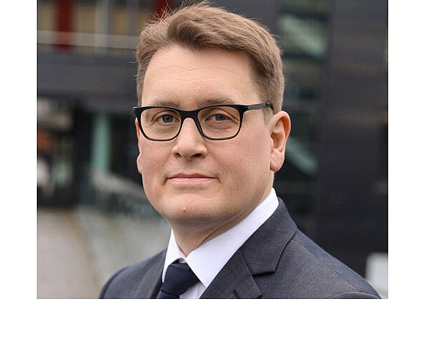 Stephan Hoppe tritt als Bürgermeister-Kandidat von Für Paderborn an. - © Für Paderborn