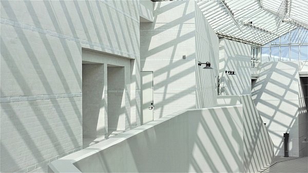 Kunst und Handwerk: In Bornholms Kunstmuseum bilden Kunst und Kunsthandwerk mit Bezug zur Insel einen Ausstellungsschwerpunkt. - © Kunstmuseum