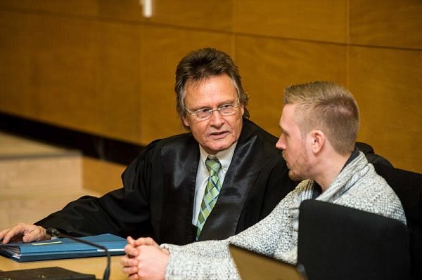 Rechtsanwalt Ralph Niemeier vertritt das Opfer Simon R., der im Prozess als Nebenkläger auftritt. - © Christian Mathiesen