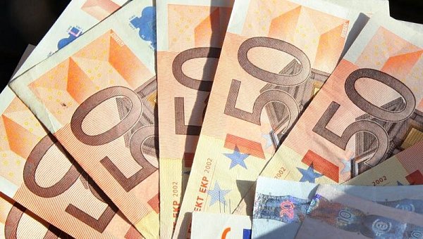 Der angeklagte 20-Jährige gab an, nicht zu wissen, dass es sich um Falschgeld gehandelt habe. Es stamme aus "kriminellen Geschäften". - © Claus Frickemeier