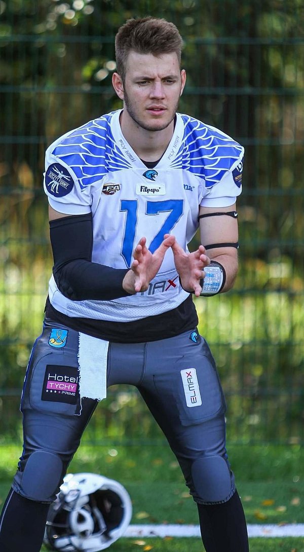 Fangbereit: Quarterback Niklas Gorny. - © nicollet