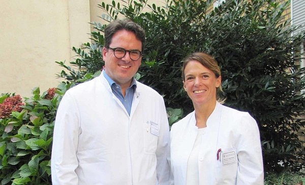 Leiten das Projekt: Hubert Scheuerlein, Chefarzt der Klinik für Allgemein-, Viszeral- und Kinderchirurgie, und Carolina Pape-Köhler, Sektionsleitung Adipositas-Chirurgie. - © St.Vincenz-Krankenhaus