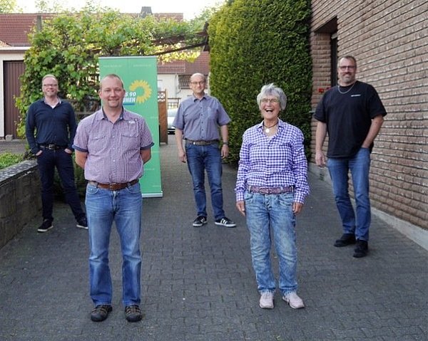 Der Marienmünsteraner Vorstand besteht aus Jutta Fritzsche und Rainer Neumann (Sprecher), Georg Onkelbach (Kassierer), Michael Eikermann (1. Beisitzer), Thomas Münster (2. Beisitzer). - © Grüne