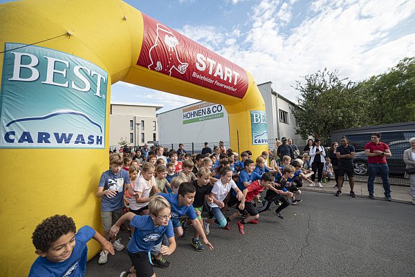 130 Kinder starten zum Florianlauf, der Ehrgeiz ist groß - © Felix Brenneke