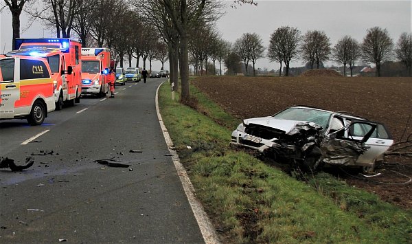 Ein Ausweichmanöver des Mercedes reichte nicht aus, um die Kollision zu vermeiden. - © Madita Schellenberg