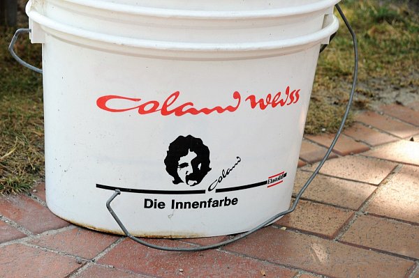 Es gab auch Innenfarbe in „Colani weiss". - © Waltraud Leskovsek