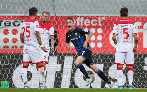 Hier jubelt Sebastian Schonlau über seinen 2:0-Treffer gegen Fortuna Düsseldorf. Auch beim 2:1 gegen Frankfurt trägt sich der SCP-Innenverteidiger anschließend in die Torschützenliste ein. - © picture alliance/dpa