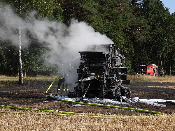 Brand Ballenpresse Greffen Schlömerweg - © Guitano Darhoven