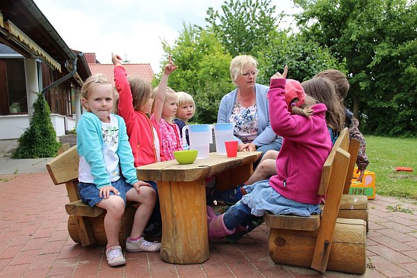 In der Kita "Flohkiste" in Borgholzhausen dürfen Kinder selbst mitentscheiden - © Elena Gunkel