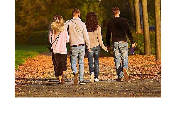 Zeit mit Familie und Freunden ist wichtig für das eigene Befinden. - © Symbolbild:Pixabay