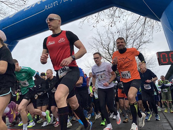 Kurz vor Weihnachten wird es in Oerlinghausen noch einmal richtig sportlich: Der Weihnachtslauf Lipperreihe findet am 21. Dezember zum 54. Mal statt. - © Horst Biere
