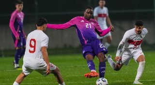 Ilyas Ansah siegt mit deutscher U20, der SC Paderborn bittet zur Versammlung