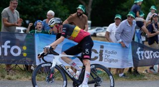 Wellens gewinnt 15. Etappe - Lipowitz weiter auf Rang drei