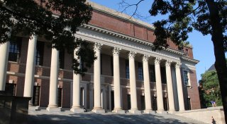 Trump stoppt Einreise von ausländischen Harvard-Studierenden