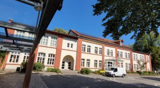 Gütersloher Innenstadt droht Mangel an Schulraum: Wird ein Gebäude ausgebaut?