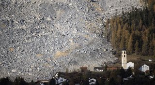 Erdrutsch: Schweizer Dorf Brienz bereitet erneut Räumung vor