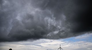 Hitzegewitter im Westen - auch am Sonntag gewittrig