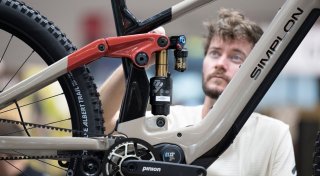 Ohne Motor geht nichts: E-Bikes sollen Fahrradbranche retten