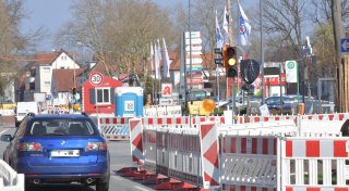 Irritierende Verkehrsführung auf Großbaustelle in Gütersloh - Kunden bleiben weg