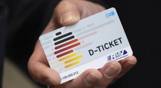 Stromtarife, Payback-Punkte, Mindestlohn: Was sich im Januar 2025 ändert