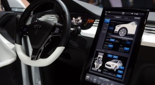 Tesla aus dem Kreis Höxter fotografiert heimlich Personen: Ist das erlaubt?