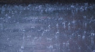 Starkregen: Welche Versicherung für welche Schäden zahlt