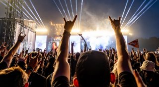 Mit Diabetes sicher durch sommerliche Festivalnächte