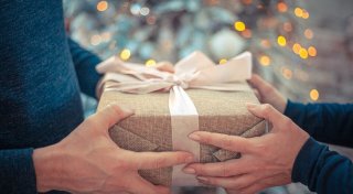 Betrüger-Trio gefasst, Dubai-Stollen und Last-Minute-Geschenktipps für Weihnachten