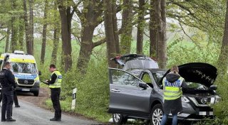 Auto prallt in Bielefeld gegen Baum - Mann schwebt in Lebensgefahr
