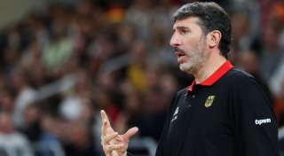Vorbild Mumbru auf US-Tour: Basketball-Titelvereinigung ruft