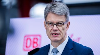 D-Ticket: Schnieder erwartet mehr Kunden trotz höherem Preis