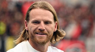 Club-Präsident Bonhof verteidigt Sportdirektor gegen Kritik