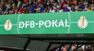 Warum die Kleinen im Pokal oft kein echtes Heimspiel haben
