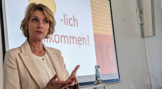 TV-Journalistin Marietta Slomka als Ehrengast bei der Nieheimer Bürgerstiftung