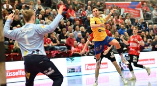 Vierer-Rückraum der TSG knackt die Auricher Abwehr