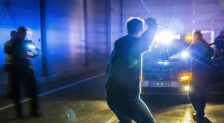 Autofahrer in Bielefeld mit Messer bedroht