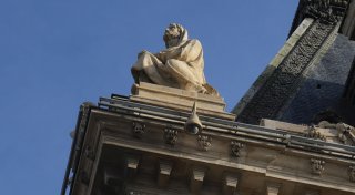 Louvre-Einbruch: Ermittler gehen mehr als 150 Spuren nach
