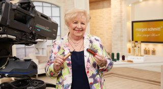 „Ich bin eine Rampensau“: Diese Frau aus dem Kreis Herford ist die Queen des Shopping-TV