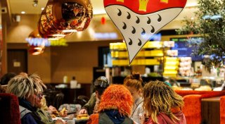 Essen erlaubt: Experte hält Scheinfasten für sinnvoll