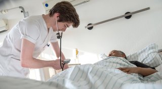 Stadt Herford und Kreiskliniken Herford-Bünde über Pflegeschule einig