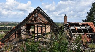 Brandruine in Porta Westfalica: Stadt muss 40.000 Euro für den Abriss aufbringen