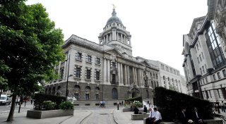 Schwertmörder in England zu knapp 40 Jahren Haft verurteilt