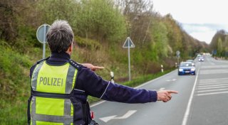 Bielefelder Polizei fasst bekifften BMW-Fahrer - gleich zweimal