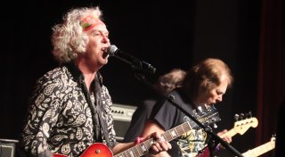 Oerlinghausen feiert zum letzten Mal die Oldie-Party „Rock gegen Krebs“
