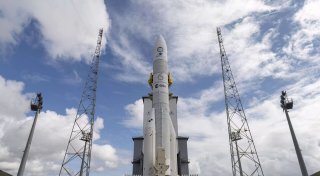 Kommerzieller Erstflug von Europas Ariane-6-Rakete gestoppt