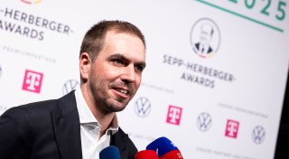 Lahm lobt Müller: «Absolute Identifikationsfigur» für Bayern